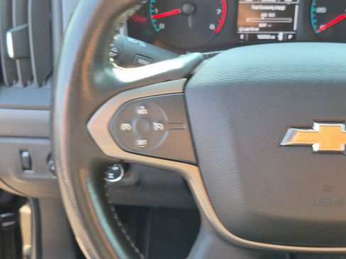 Used 2015 Chevrolet Colorado Z71 AWD/4WD image 17