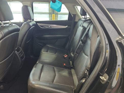 Used 2017 Cadillac XT5 Luxury image 12