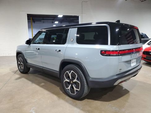 Used 2024 Rivian R1S Adventure AWD/4WD image 28