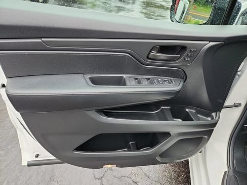 Used 2025 Honda Odyssey Sport-L image 13