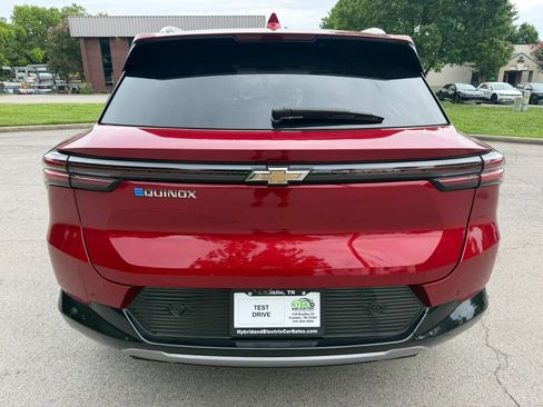 Used 2025 Chevrolet Equinox EV LT w/ Convenience Package FWD image 10