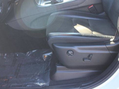 Used 2022 Jeep Grand Cherokee Laredo X image 21