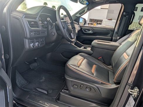 Used 2023 GMC Yukon AT4 w/ Max Trailering Package image 7