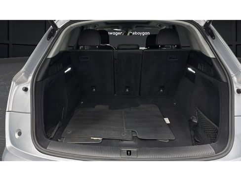 Used 2023 Audi Q5 2.0T Premium w/ Convenience Package AWD/4WD image 28