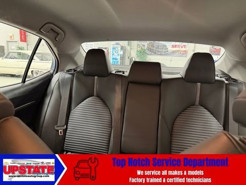 Used 2024 Toyota Camry SE image 14