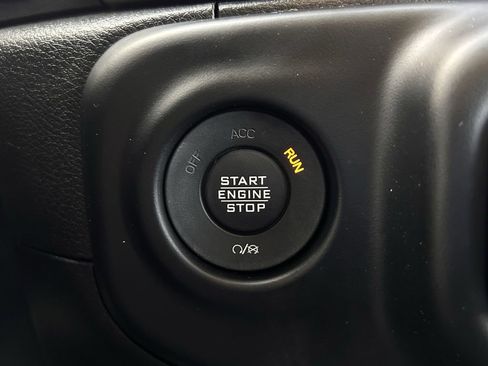 Used 2021 Jeep Wrangler Unlimited Sport image 26