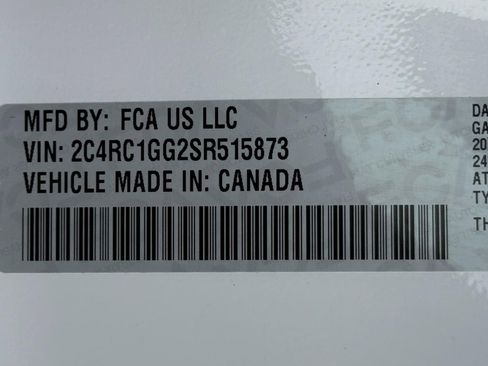 Used 2025 Chrysler Pacifica Limited FWD image 48