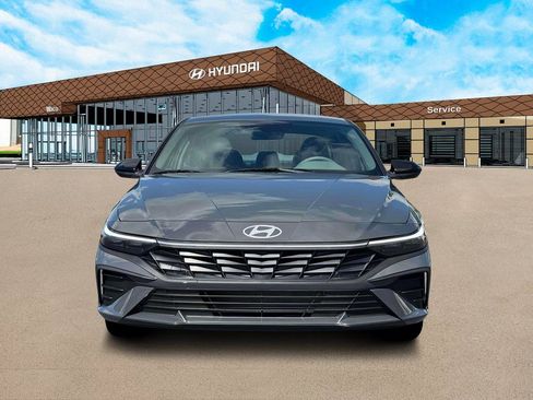 New 2026 Hyundai Elantra Sport image 12