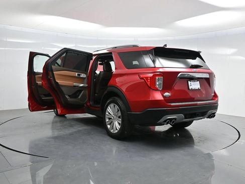 Used 2024 Ford Explorer King Ranch w/ Technology Package AWD/4WD image 51