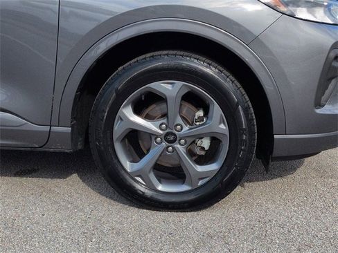 Certified 2024 Ford Escape ST-Line image 11