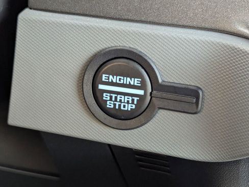 Used 2024 Ford Bronco Everglades image 22