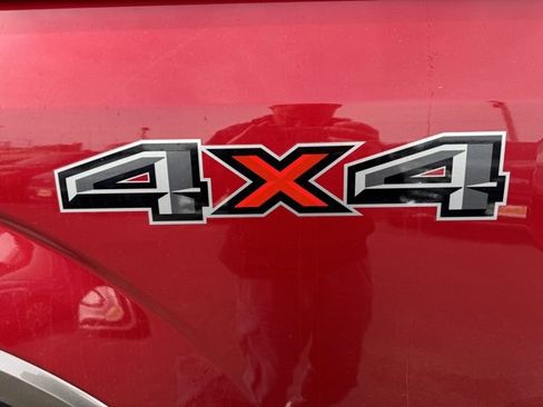 Used 2020 Ford F150 Lariat image 32