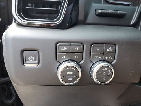 New 2026 GMC Sierra 1500 AT4 image 31