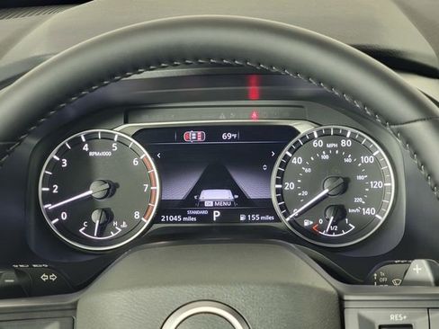 Used 2026 Nissan Rogue SV FWD image 29