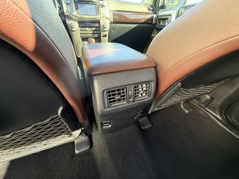 Used 2017 Toyota 4Runner Limited image 33