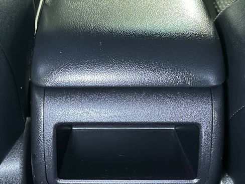 Used 2014 Toyota Camry SE FWD image 33