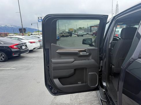Used 2023 GMC Sierra 1500 Elevation image 19