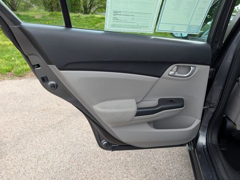 Used 2013 Honda Civic LX image 29