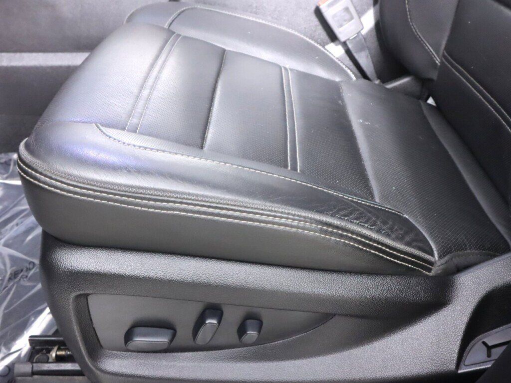 Used 2019 GMC Yukon Denali w/ Open Road Package RWD image 32