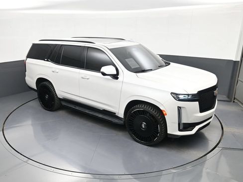 Used 2021 Cadillac Escalade Sport AWD/4WD image 27