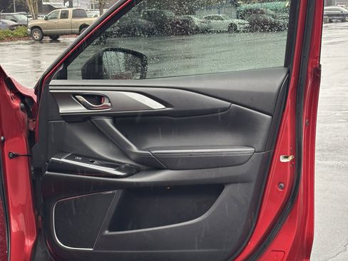 Used 2019 MAZDA CX-9 Touring w/ Touring Premium Package image 11