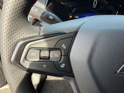 New 2026 Chevrolet Trax RS w/ Sunroof Package FWD image 8