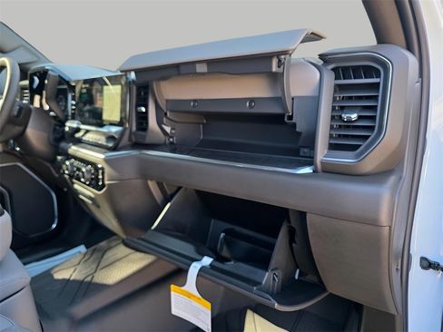 New 2026 Chevrolet Silverado 3500 LTZ image 18