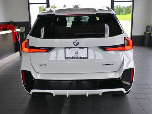 New 2026 BMW X1 xDrive28i image 3