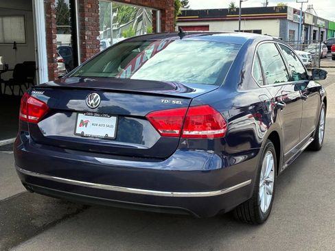 Used 2013 Volkswagen Passat TDI SEL Premium image 3