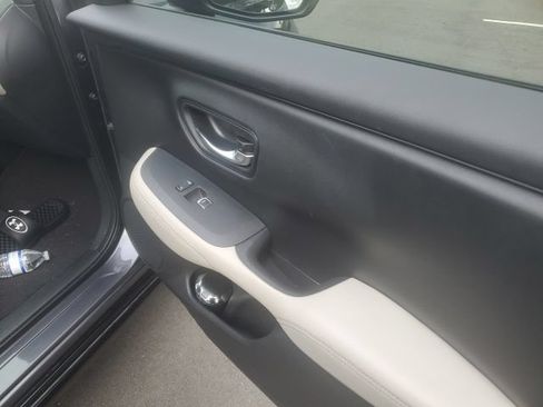 Used 2023 Honda HR-V EX-L image 18