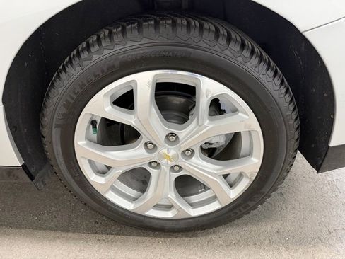 Used 2018 Chevrolet Volt Premier w/ Driver Confidence Package image 28