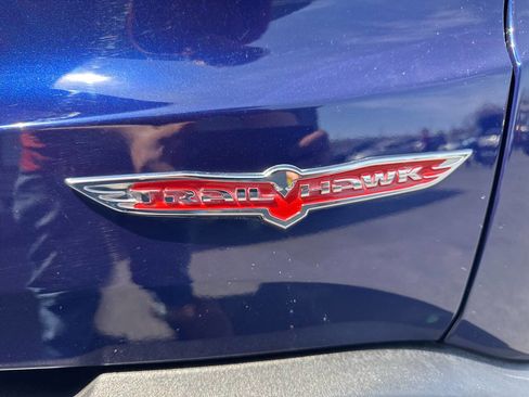 Used 2016 Jeep Renegade Trailhawk w/ Cold Weather Group image 42