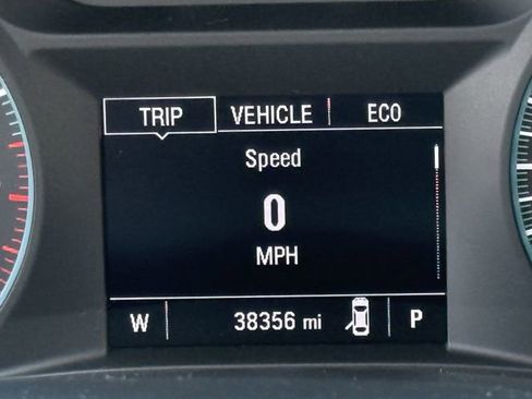 Used 2022 Chevrolet Malibu LS FWD image 27