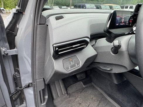 Certified 2023 Volkswagen ID.4 Pro RWD image 33