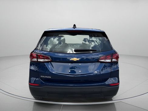 Used 2023 Chevrolet Equinox LS w/ Driver Confidence II Package FWD image 4