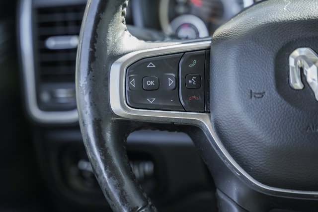 Used 2020 RAM 1500 Laramie AWD/4WD image 40