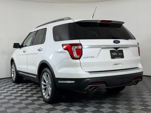 Used 2019 Ford Explorer Limited w/ Ford Safe & Smart Package FWD image 3