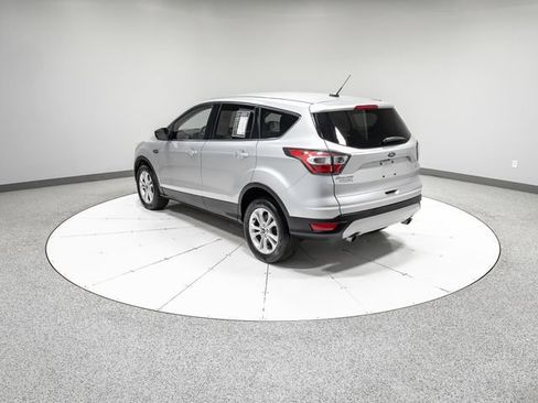 Used 2017 Ford Escape SE AWD/4WD image 32