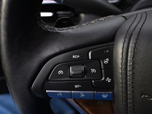 Certified 2023 Cadillac Escalade Sport Platinum image 37