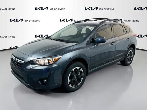 Used 2023 Subaru Crosstrek 2.0i Premium w/ Popular Package #3 AWD/4WD image 3