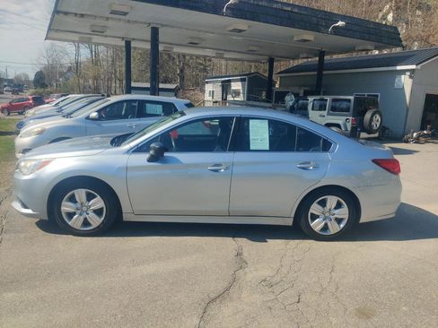 Used 2016 Subaru Legacy 2.5i AWD/4WD image 3