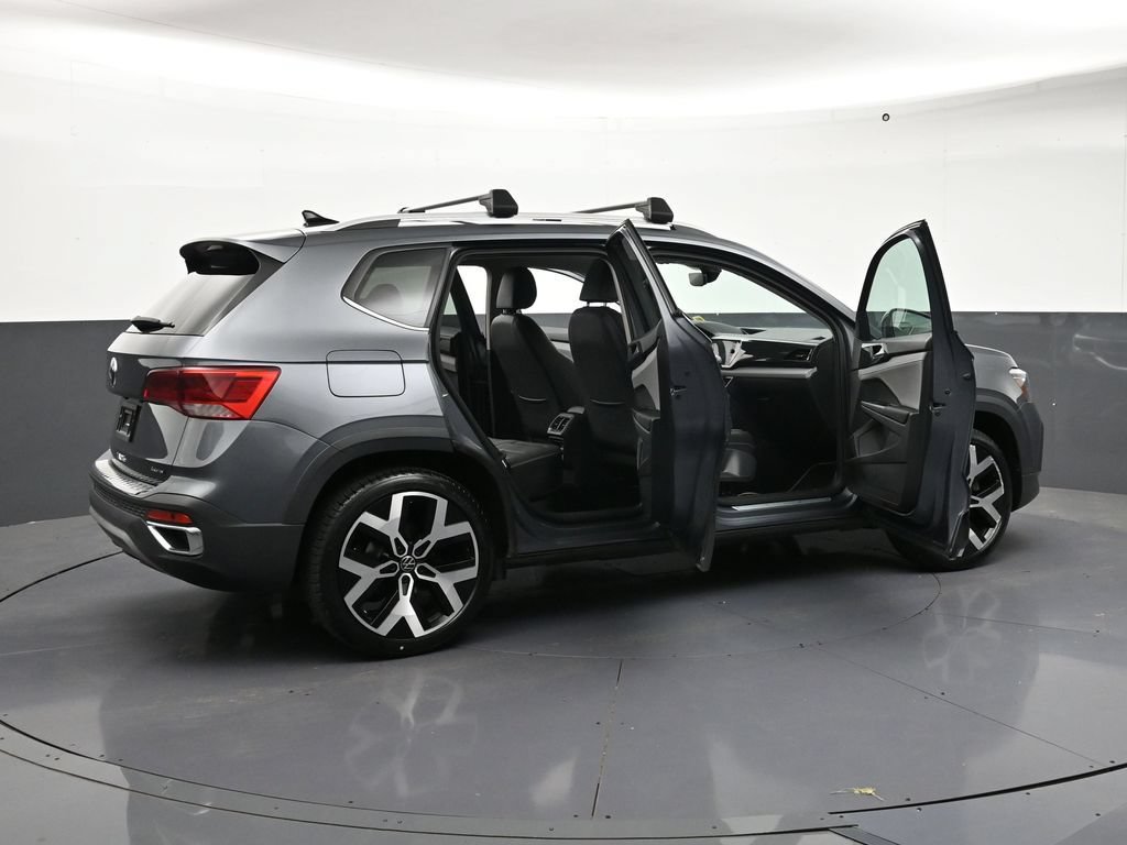 Used 2023 Volkswagen Taos SEL AWD/4WD image 33