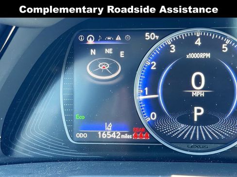 Used 2023 Lexus ES 250 w/ Premium Package image 3