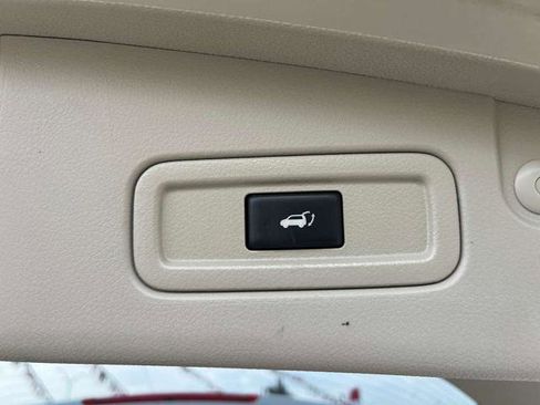 Used 2014 Nissan Murano LE w/ Platinum Edition Package FWD image 15