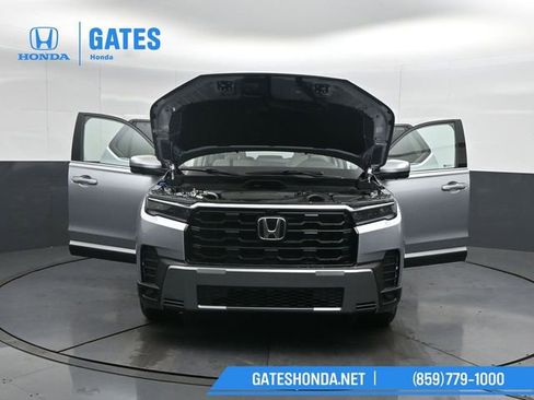 New 2026 Honda Pilot Touring image 61