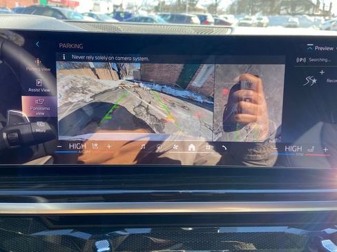 Certified 2024 BMW X5 xDrive40i w/ M Sport Package image 17