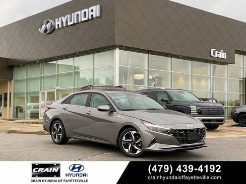 Used 2022 Hyundai Elantra Limited FWD image 1