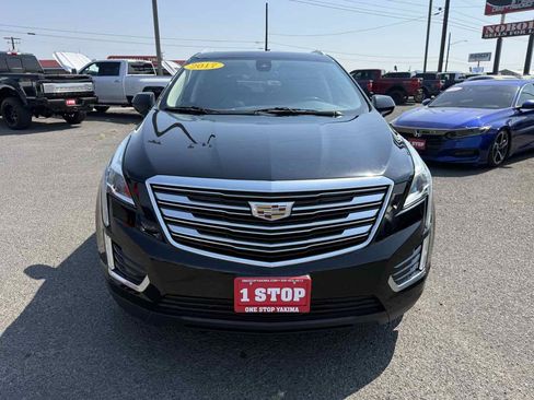 Used 2017 Cadillac XT5 Premium Luxury AWD/4WD image 2