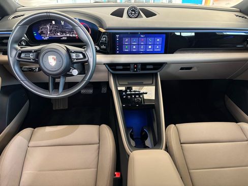 Used 2024 Porsche Macan 4 Electric AWD/4WD image 10
