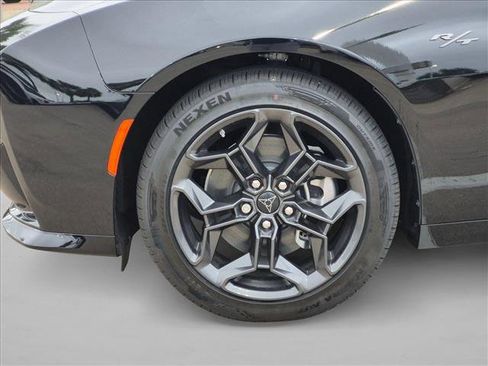 New 2026 Dodge Charger R/T AWD/4WD image 10
